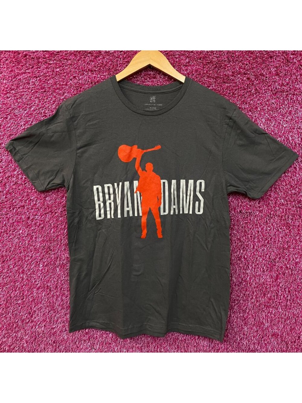 Bryan Adams Rock Tour Graphic T-shirt Medium